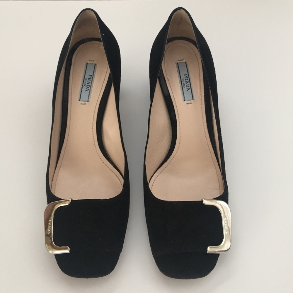 PRADA AUTHENTIC SUEDE CLASSIC HEEL